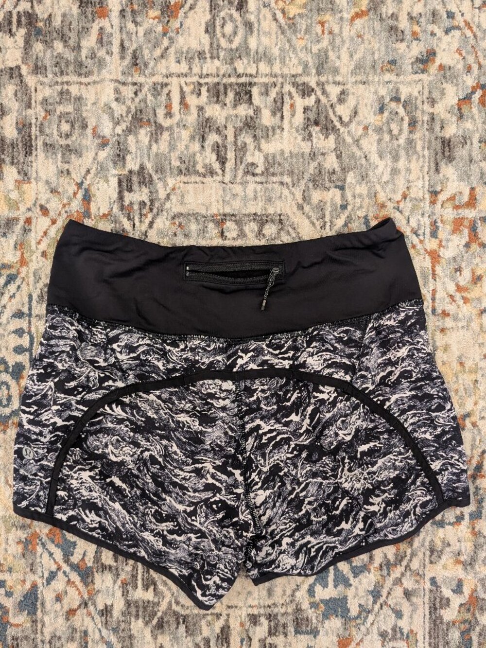 Lululemon Run Times Short Nami Wave View 2